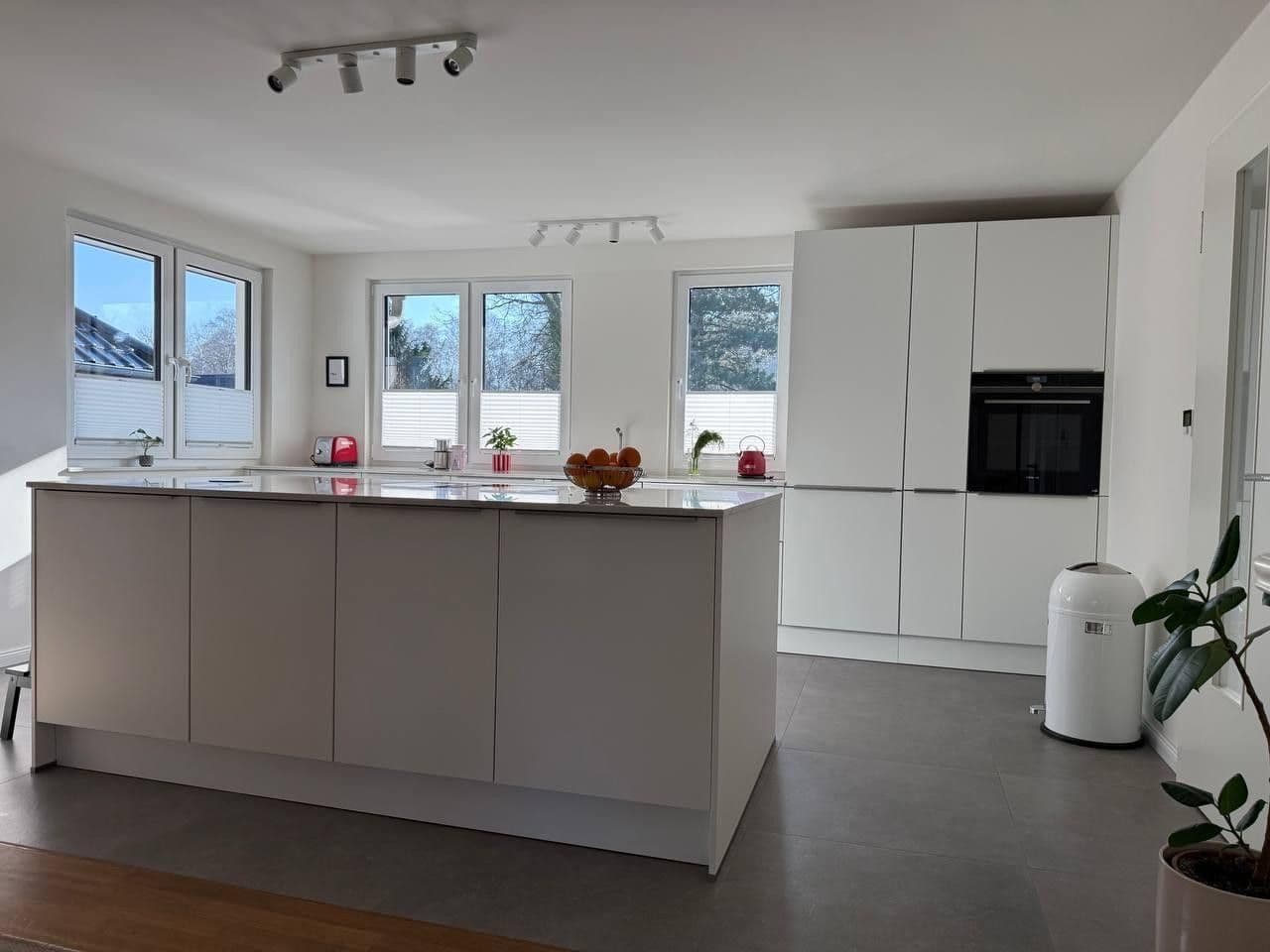 Prodej domu 160 m², pozemek 620 m², Henstedt-Ulzburg, Šlesvicko-Holštýnsko Prodej domu 160 m², pozemek 620 m², Henstedt-Ulzburg, Šlesvicko-Holštýnsko