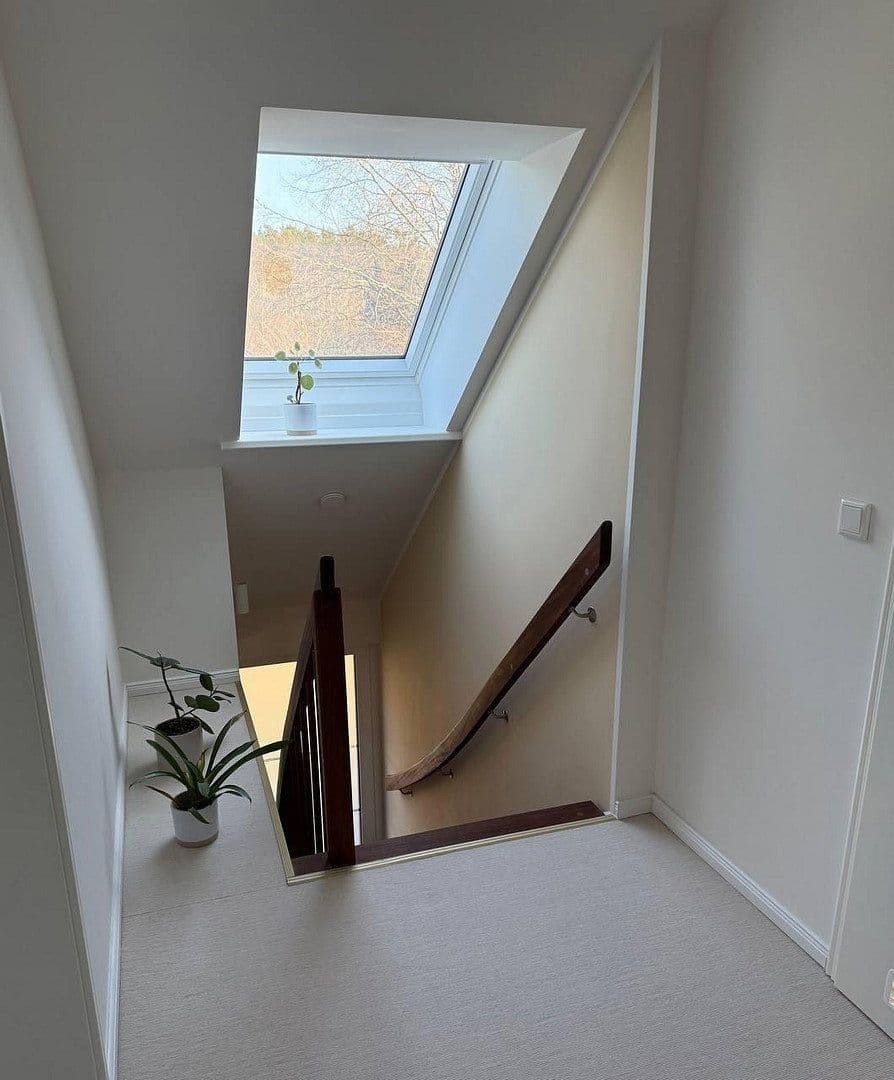 Prodej domu 160 m², pozemek 620 m², Henstedt-Ulzburg, Šlesvicko-Holštýnsko Prodej domu 160 m², pozemek 620 m², Henstedt-Ulzburg, Šlesvicko-Holštýnsko