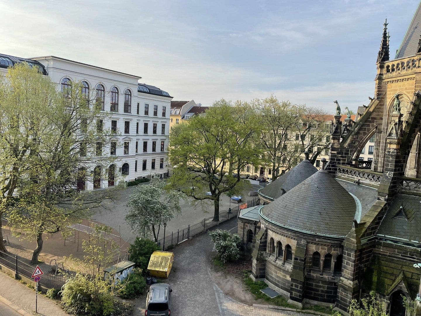 Pronájem bytu 4+1 120 m², Riemannstrasse 28, Leipzig, Sasko Pronájem bytu 4+1 120 m², Riemannstrasse 28, Leipzig, Sasko