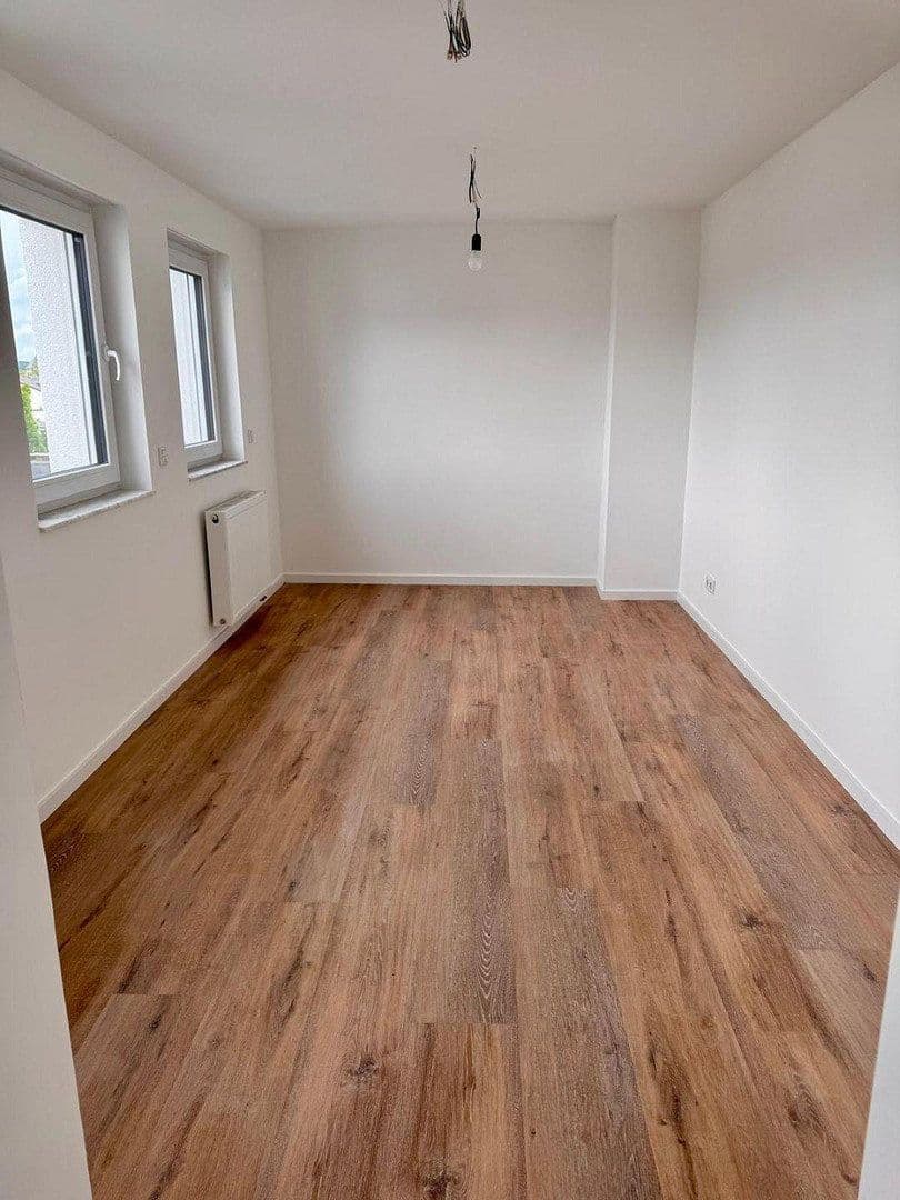 Pronájem bytu 3+1 82 m², Taunusstraße 30, Offenbach am Main, Hessen Pronájem bytu 3+1 82 m², Taunusstraße 30, Offenbach am Main, Hessen