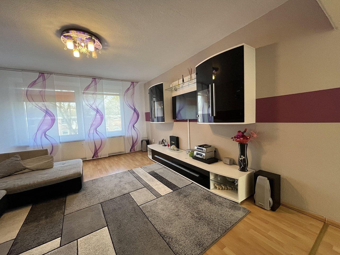 Pronájem bytu 4+1 88 m², Große Pranke, Hannover, Dolní Sasko Pronájem bytu 4+1 88 m², Große Pranke, Hannover, Dolní Sasko