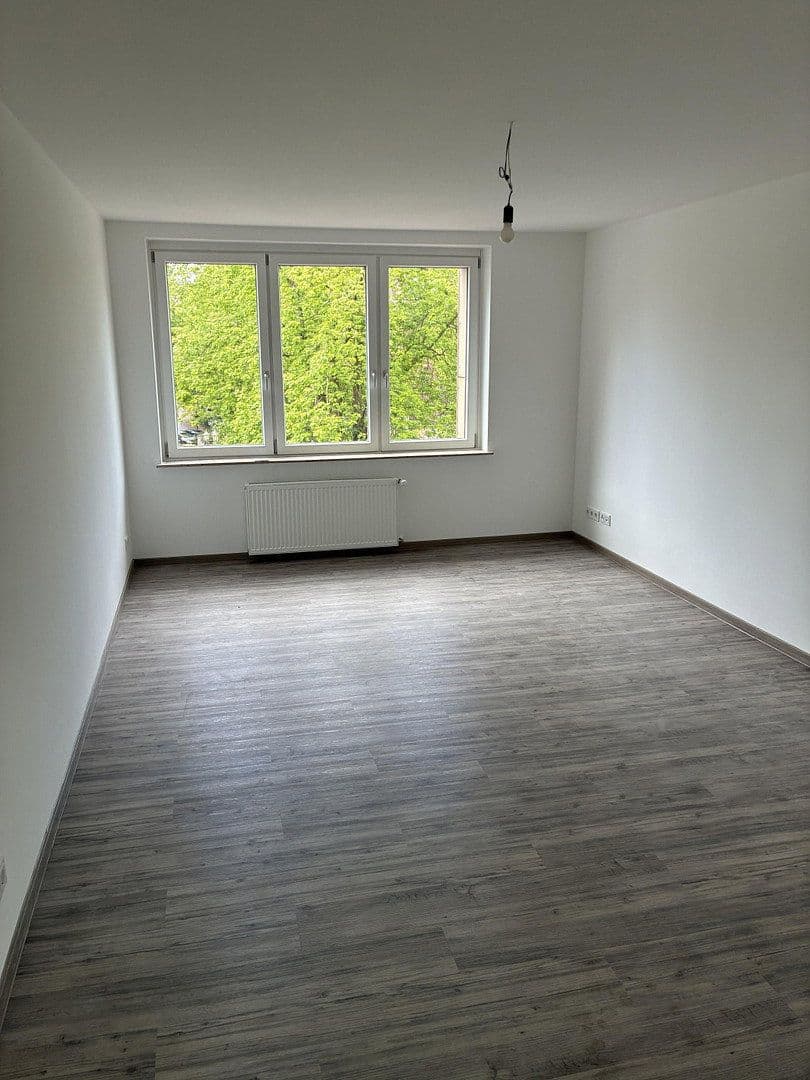 Pronájem bytu 4+1 120 m², Dellstraße 1a, Duisburg, Severní Porýní-Vestfálsko Pronájem bytu 4+1 120 m², Dellstraße 1a, Duisburg, Severní Porýní-Vestfálsko