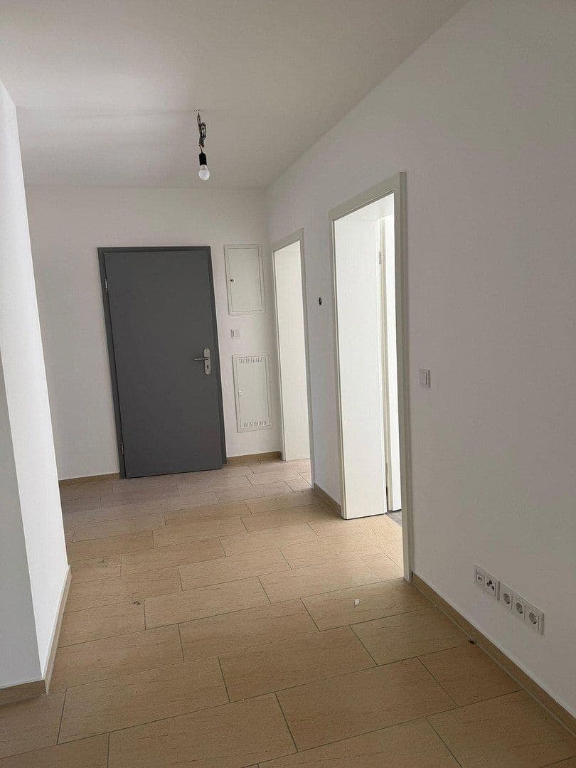 Pronájem bytu 4+1 120 m², Dellstraße 1a, Duisburg, Severní Porýní-Vestfálsko Pronájem bytu 4+1 120 m², Dellstraße 1a, Duisburg, Severní Porýní-Vestfálsko