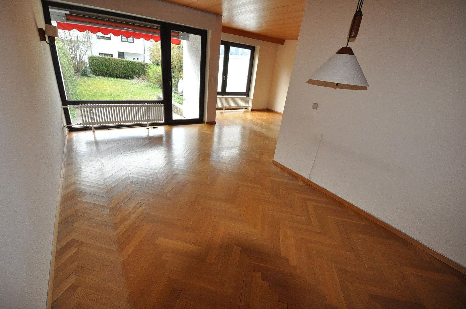 Prodej domu 118 m², pozemek 222 m², Böblingen, Bádensko-Württembersko Prodej domu 118 m², pozemek 222 m², Böblingen, Bádensko-Württembersko