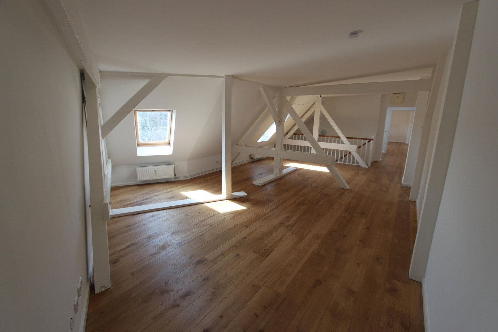 Prodej bytu 5+1 156 m², Neue Bahnhofstr. 2, Berlin, Berlín Prodej bytu 5+1 156 m², Neue Bahnhofstr. 2, Berlin, Berlín