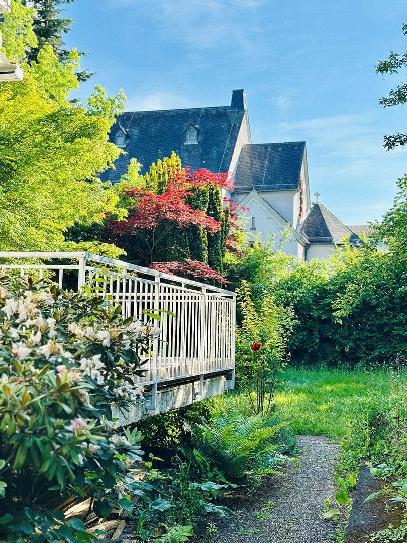 Pronájem domu 150 m², pozemek 400 m², Weberstraße 10, Bad Homburg vor der Höhe, Hessen Pronájem domu 150 m², pozemek 400 m², Weberstraße 10, Bad Homburg vor der Höhe, Hessen