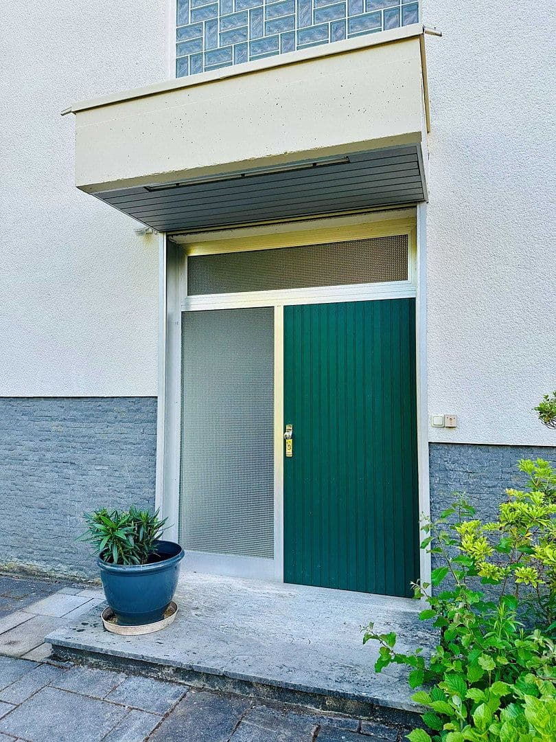 Pronájem domu 150 m², pozemek 400 m², Weberstraße 10, Bad Homburg vor der Höhe, Hessen Pronájem domu 150 m², pozemek 400 m², Weberstraße 10, Bad Homburg vor der Höhe, Hessen