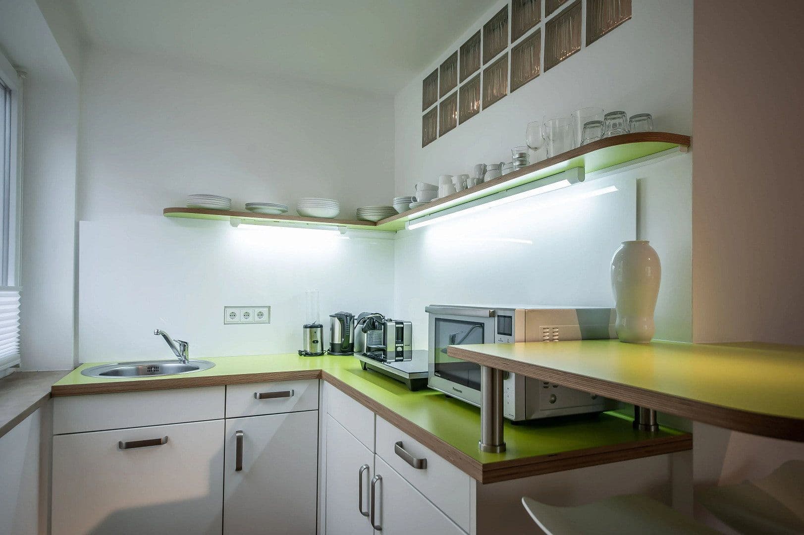 Pronájem bytu 1+1 32 m², Sommerstr. 33, München, Bavorsko Pronájem bytu 1+1 32 m², Sommerstr. 33, München, Bavorsko