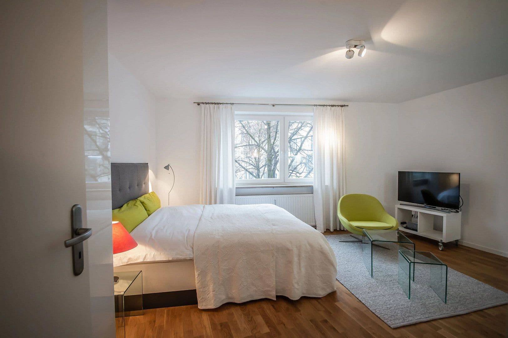 Pronájem bytu 1+1 32 m², Sommerstr. 33, München, Bavorsko Pronájem bytu 1+1 32 m², Sommerstr. 33, München, Bavorsko