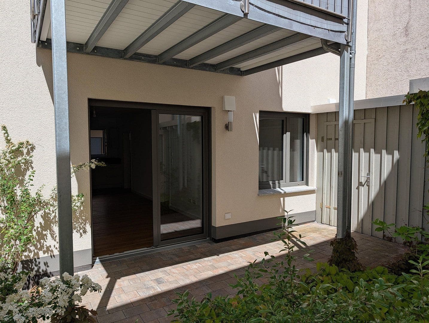 Pronájem bytu 2+1 57 m², Westheimer Straße 3, Hofgeismar, Hessen Pronájem bytu 2+1 57 m², Westheimer Straße 3, Hofgeismar, Hessen