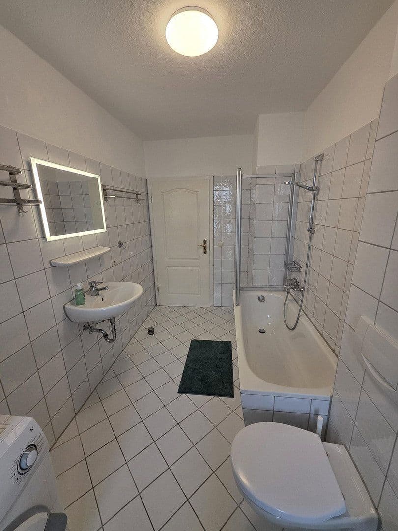 Pronájem bytu 2+1 64 m², Helmholtzstraße, Leipzig-Plagwitz/Lindenau, Sasko Pronájem bytu 2+1 64 m², Helmholtzstraße, Leipzig-Plagwitz/Lindenau, Sasko