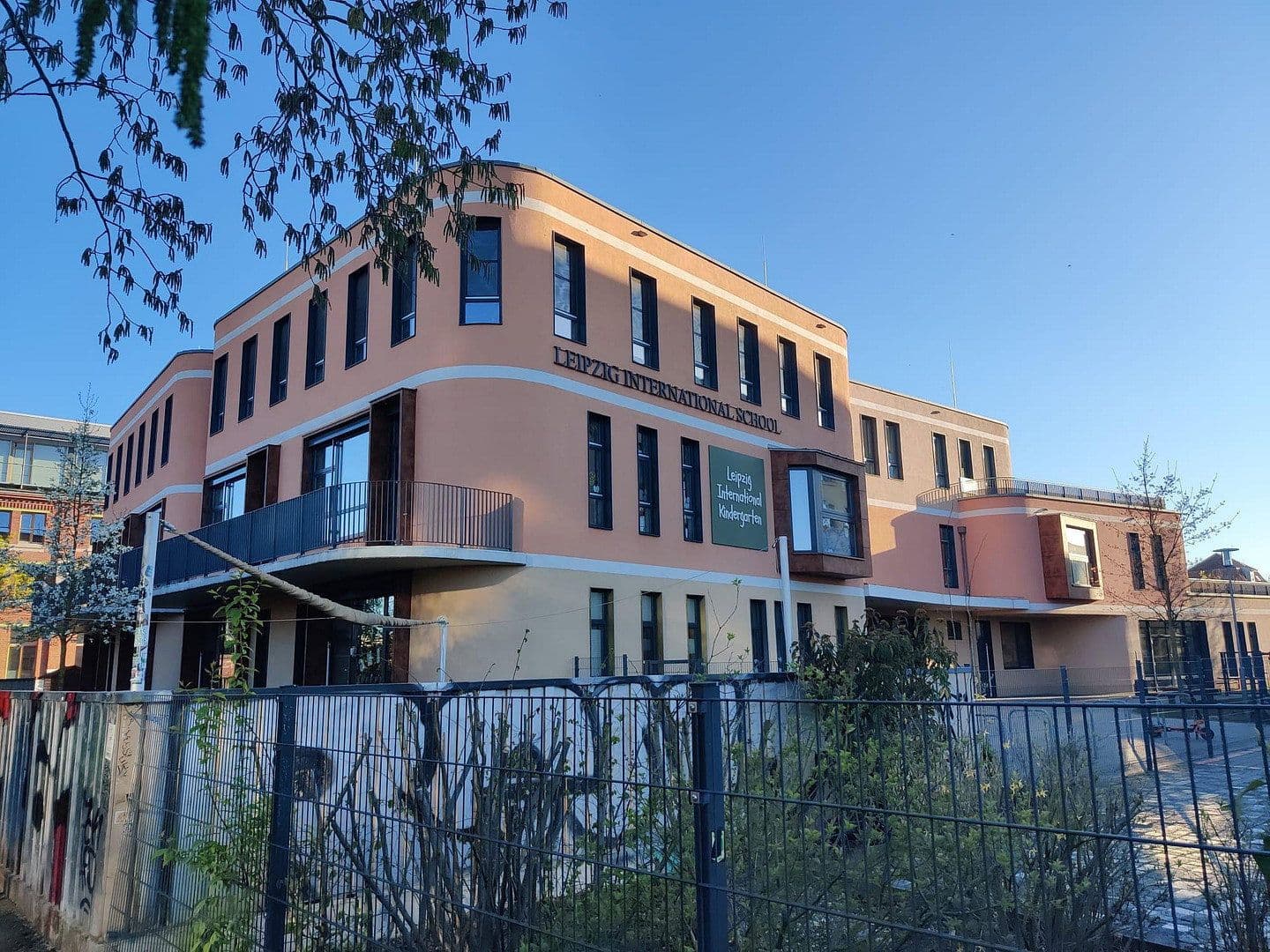 Pronájem bytu 2+1 64 m², Helmholtzstraße, Leipzig-Plagwitz/Lindenau, Sasko Pronájem bytu 2+1 64 m², Helmholtzstraße, Leipzig-Plagwitz/Lindenau, Sasko