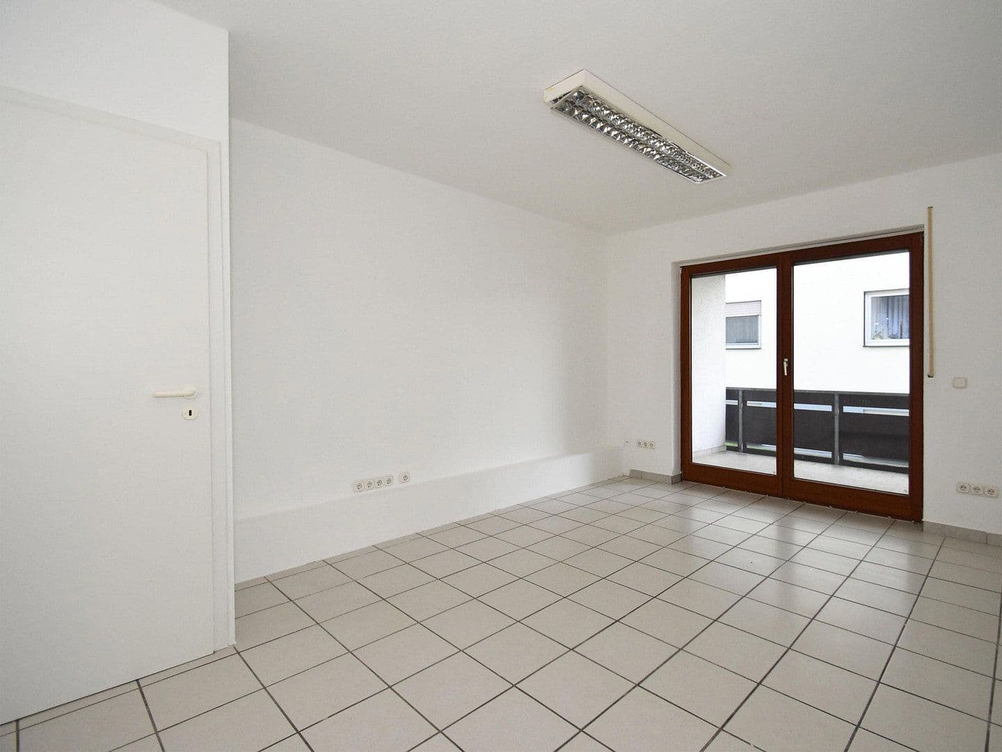 Pronájem bytu 5+1 175 m², Pohlheim, Hessen Pronájem bytu 5+1 175 m², Pohlheim, Hessen