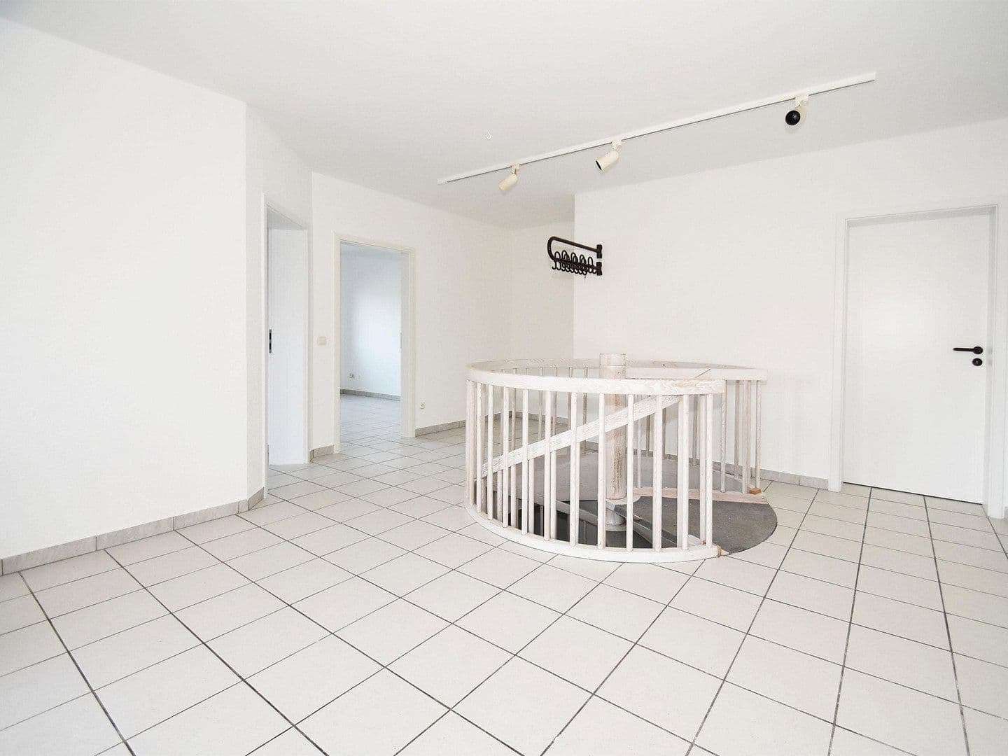 Pronájem bytu 5+1 175 m², Pohlheim, Hessen Pronájem bytu 5+1 175 m², Pohlheim, Hessen