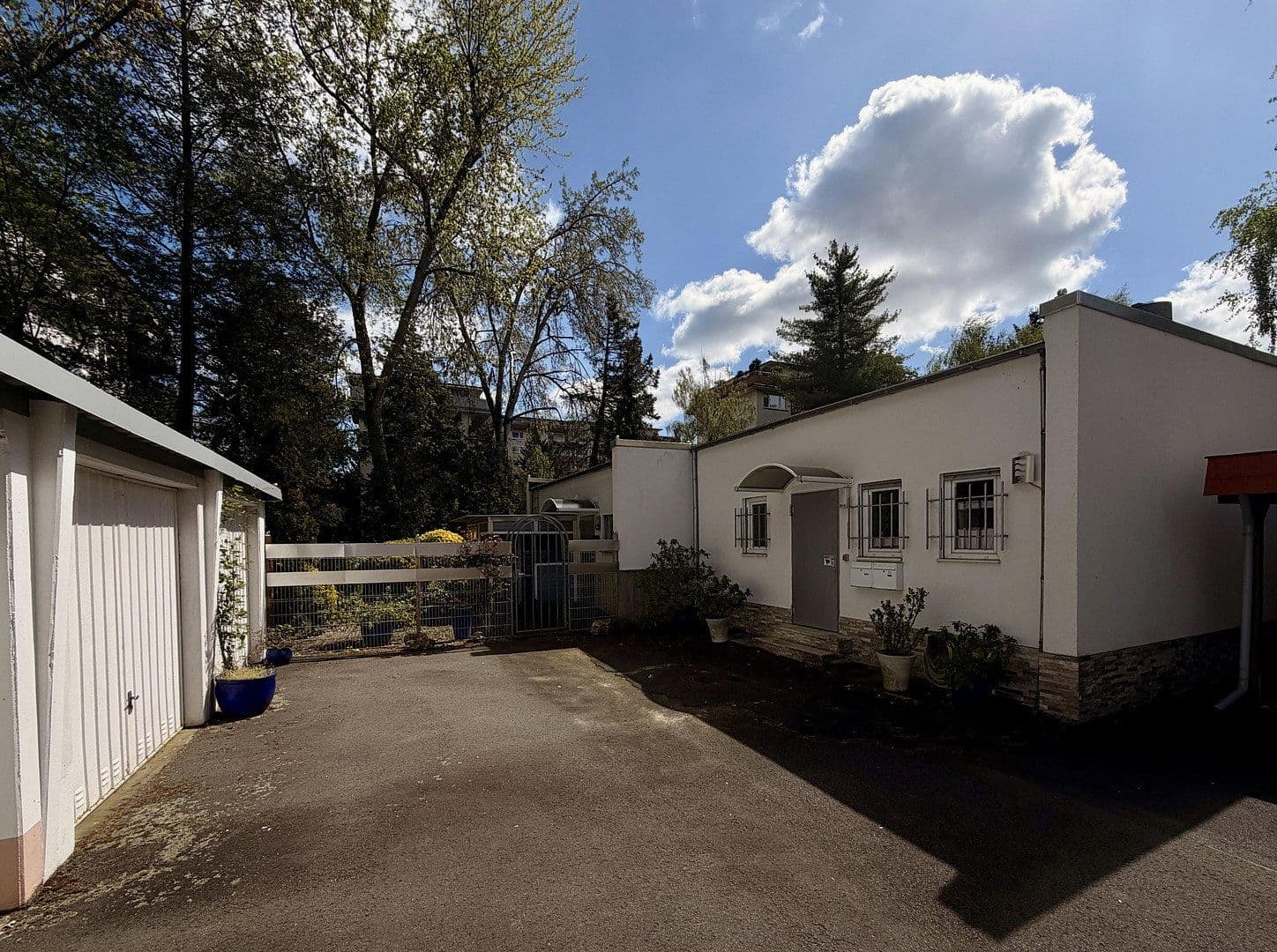 Prodej domu 90 m², pozemek 440 m², Am Forsthaus Gravenbruch 24a, Neu-Isenburg, Hessen Prodej domu 90 m², pozemek 440 m², Am Forsthaus Gravenbruch 24a, Neu-Isenburg, Hessen