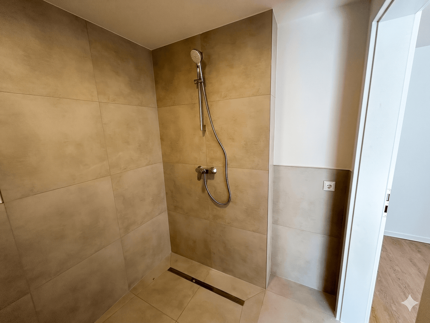 Pronájem bytu 1+1 45 m², Schillerstr., Mülheim a. d. Ruhr, Severní Porýní-Vestfálsko Pronájem bytu 1+1 45 m², Schillerstr., Mülheim a. d. Ruhr, Severní Porýní-Vestfálsko