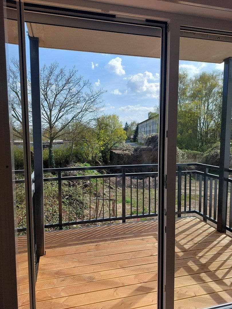 Pronájem bytu 2+1 79 m², Hamburger Allee 51b, Haus C, Nauen, Braniborsko Pronájem bytu 2+1 79 m², Hamburger Allee 51b, Haus C, Nauen, Braniborsko