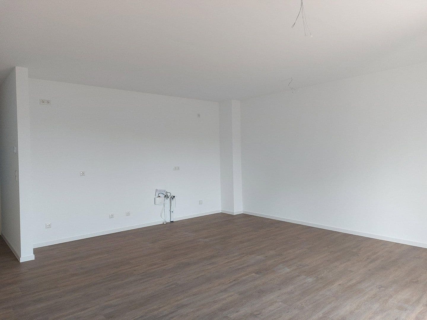 Pronájem bytu 2+1 79 m², Hamburger Allee 51b, Haus C, Nauen, Braniborsko Pronájem bytu 2+1 79 m², Hamburger Allee 51b, Haus C, Nauen, Braniborsko