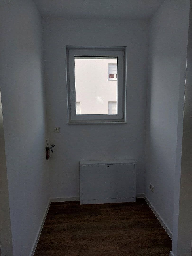 Pronájem bytu 2+1 79 m², Hamburger Allee 51b, Haus C, Nauen, Braniborsko Pronájem bytu 2+1 79 m², Hamburger Allee 51b, Haus C, Nauen, Braniborsko