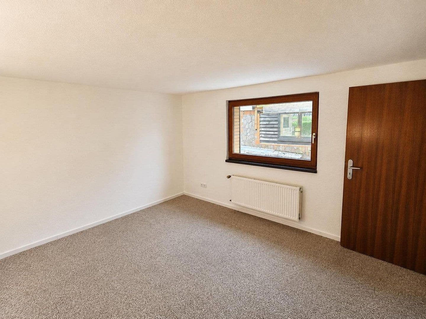 Prodej domu 98 m², pozemek 295 m², Steinweg 2, Sankt Augustin, Severní Porýní-Vestfálsko Prodej domu 98 m², pozemek 295 m², Steinweg 2, Sankt Augustin, Severní Porýní-Vestfálsko