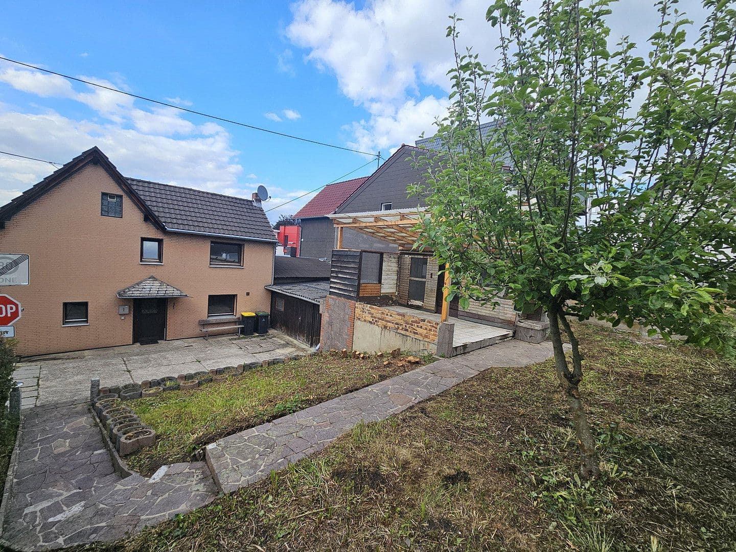 Prodej domu 98 m², pozemek 295 m², Steinweg 2, Sankt Augustin, Severní Porýní-Vestfálsko Prodej domu 98 m², pozemek 295 m², Steinweg 2, Sankt Augustin, Severní Porýní-Vestfálsko