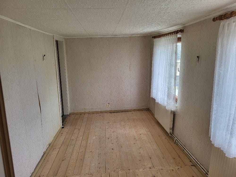 Prodej domu 90 m², pozemek 160 m², Berggasse 14, Lengenfeld, Sasko Prodej domu 90 m², pozemek 160 m², Berggasse 14, Lengenfeld, Sasko