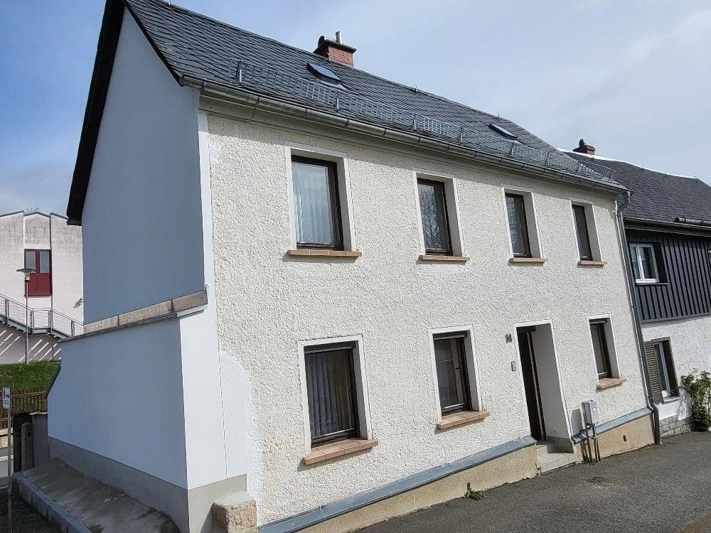 Prodej domu 90 m², pozemek 160 m², Berggasse 14, Lengenfeld, Sasko Prodej domu 90 m², pozemek 160 m², Berggasse 14, Lengenfeld, Sasko
