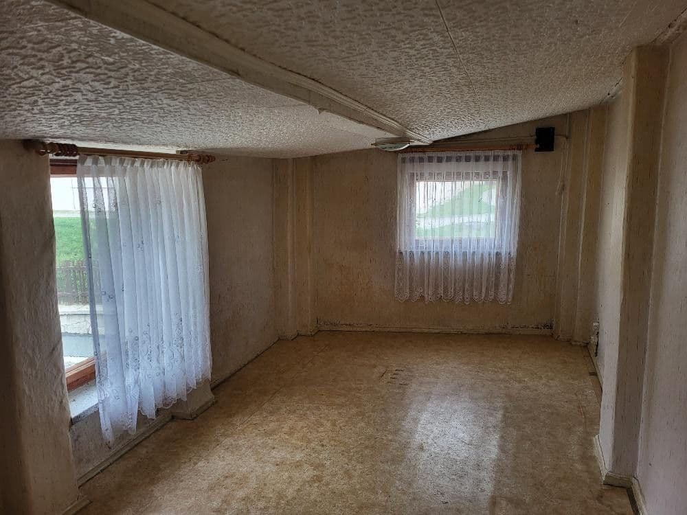 Prodej domu 90 m², pozemek 160 m², Berggasse 14, Lengenfeld, Sasko Prodej domu 90 m², pozemek 160 m², Berggasse 14, Lengenfeld, Sasko