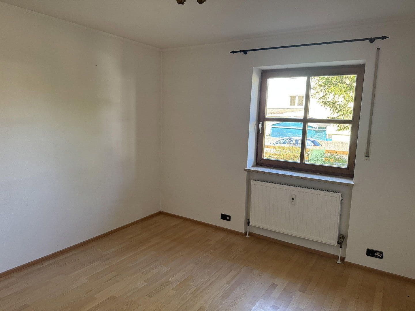 Pronájem bytu 5+1 159 m², Nordendtr 7, Geisenfeld, Bavorsko Pronájem bytu 5+1 159 m², Nordendtr 7, Geisenfeld, Bavorsko