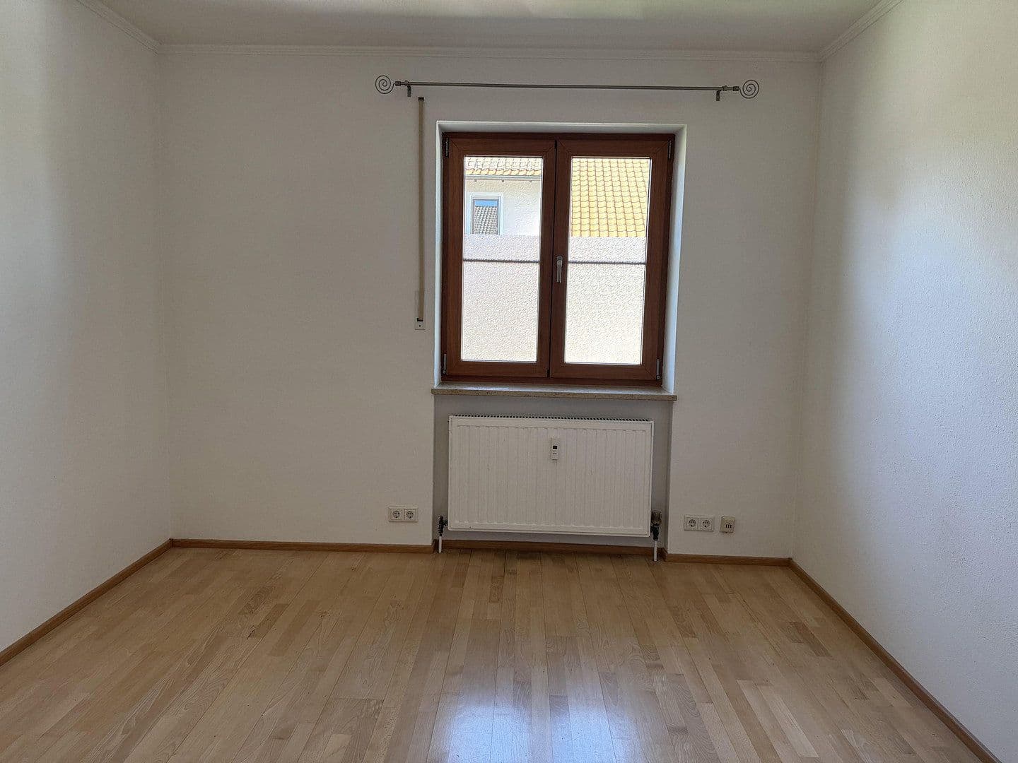 Pronájem bytu 5+1 159 m², Nordendtr 7, Geisenfeld, Bavorsko Pronájem bytu 5+1 159 m², Nordendtr 7, Geisenfeld, Bavorsko