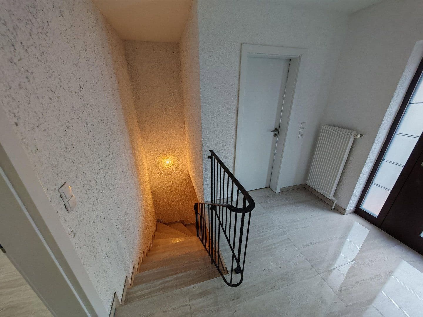 Prodej domu 230 m², pozemek 334 m², Frankenthal, Porýní-Falc Prodej domu 230 m², pozemek 334 m², Frankenthal, Porýní-Falc