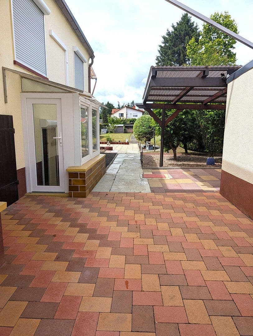 Prodej domu 105 m², pozemek 760 m², Finkenweg 19, Frankenthal, Porýní-Falc Prodej domu 105 m², pozemek 760 m², Finkenweg 19, Frankenthal, Porýní-Falc