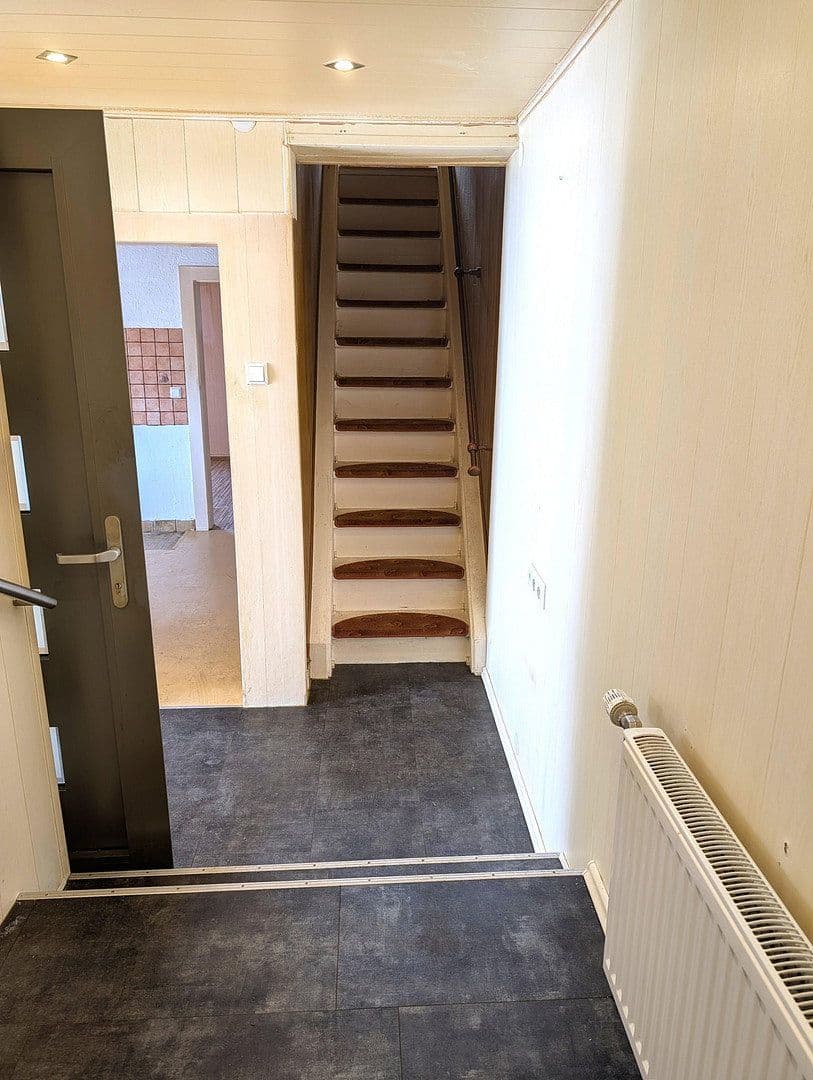 Prodej domu 105 m², pozemek 760 m², Finkenweg 19, Frankenthal, Porýní-Falc Prodej domu 105 m², pozemek 760 m², Finkenweg 19, Frankenthal, Porýní-Falc