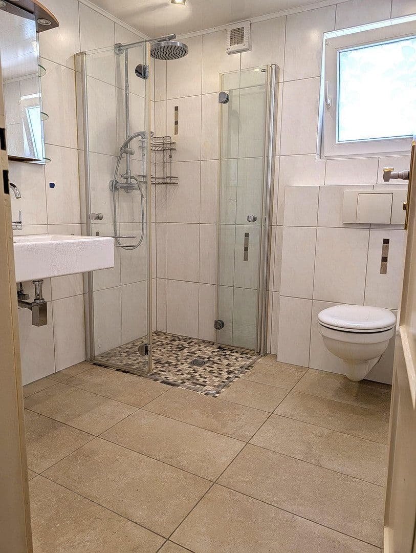 Prodej domu 105 m², pozemek 760 m², Finkenweg 19, Frankenthal, Porýní-Falc Prodej domu 105 m², pozemek 760 m², Finkenweg 19, Frankenthal, Porýní-Falc