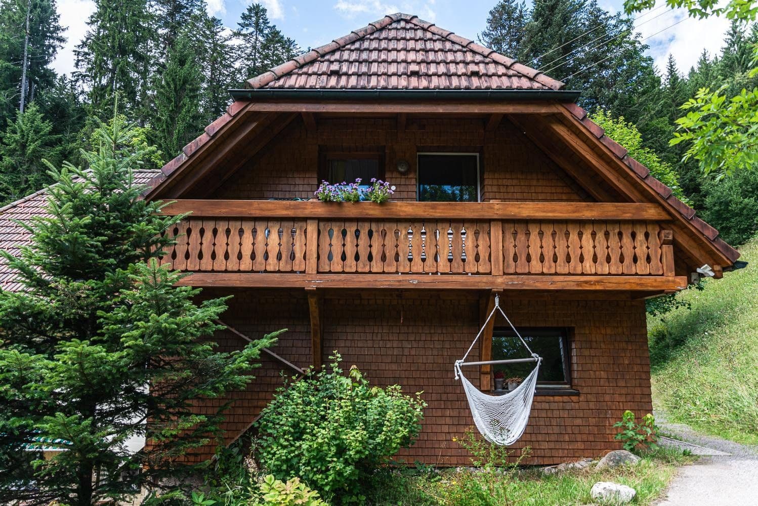 Prodej domu 311 m², pozemek 15.601 m², Breitnau, Bádensko-Württembersko Prodej domu 311 m², pozemek 15.601 m², Breitnau, Bádensko-Württembersko