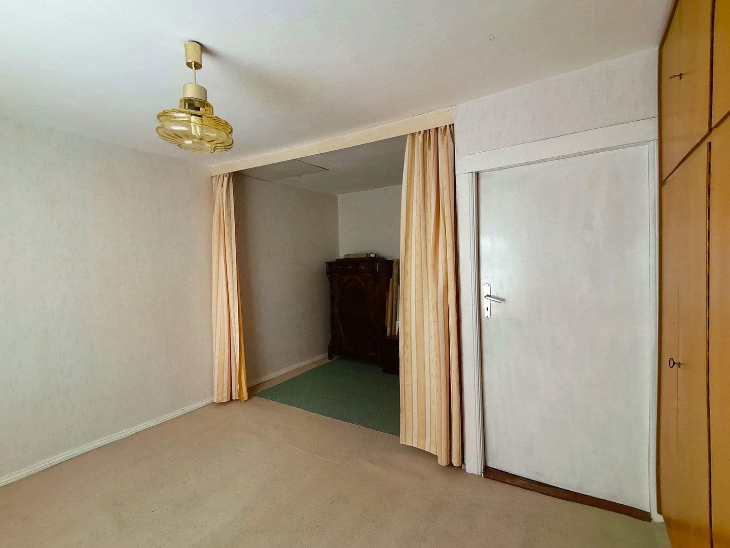 Prodej domu 157 m², pozemek 701 m², Berlin Mahlsdorf, Berlín Prodej domu 157 m², pozemek 701 m², Berlin Mahlsdorf, Berlín