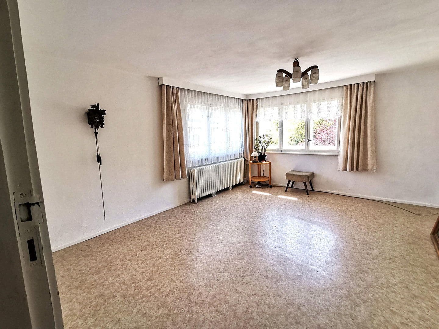 Prodej domu 157 m², pozemek 701 m², Berlin Mahlsdorf, Berlín Prodej domu 157 m², pozemek 701 m², Berlin Mahlsdorf, Berlín