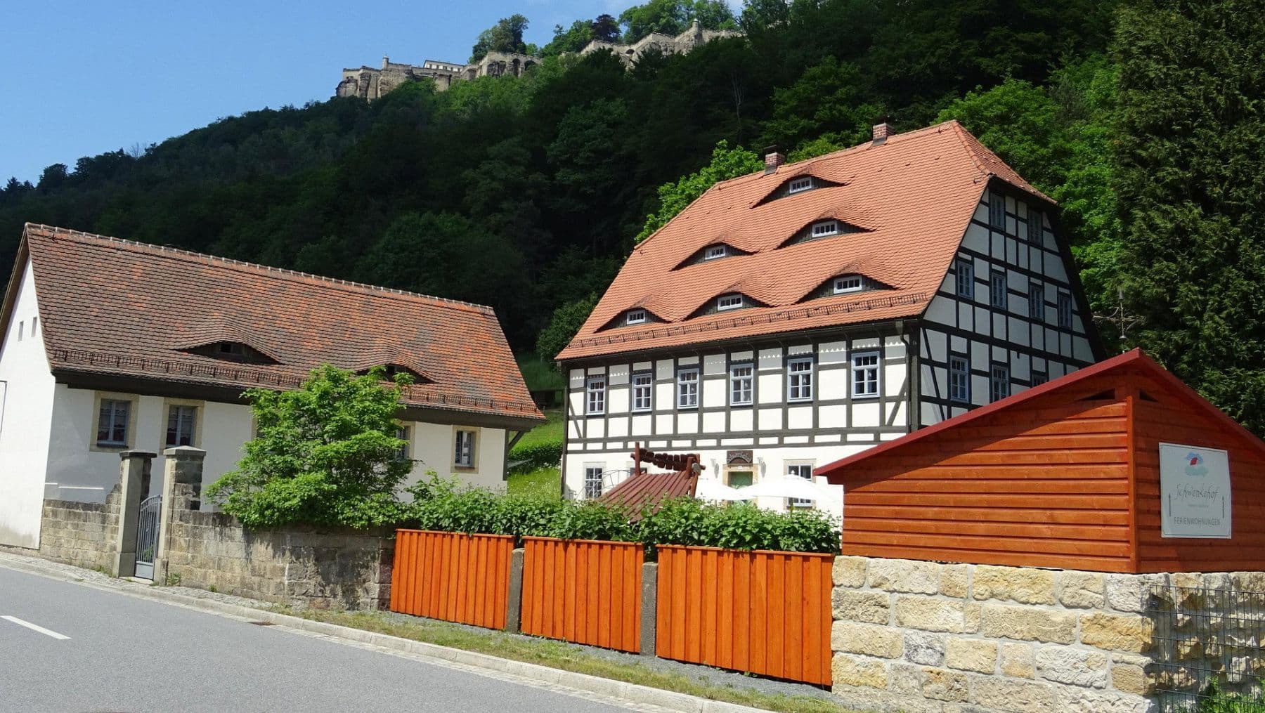 Prodej nebytového prostoru 7.000 m², Bielatalstr. 58, Königstein, Sasko Prodej nebytového prostoru 7.000 m², Bielatalstr. 58, Königstein, Sasko