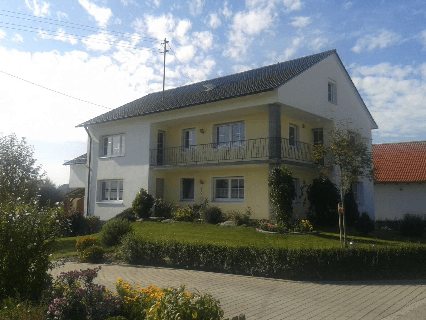 Pronájem bytu 2+1 75 m², Oberweilbach 6, Hebertshausen, Bavorsko Pronájem bytu 2+1 75 m², Oberweilbach 6, Hebertshausen, Bavorsko