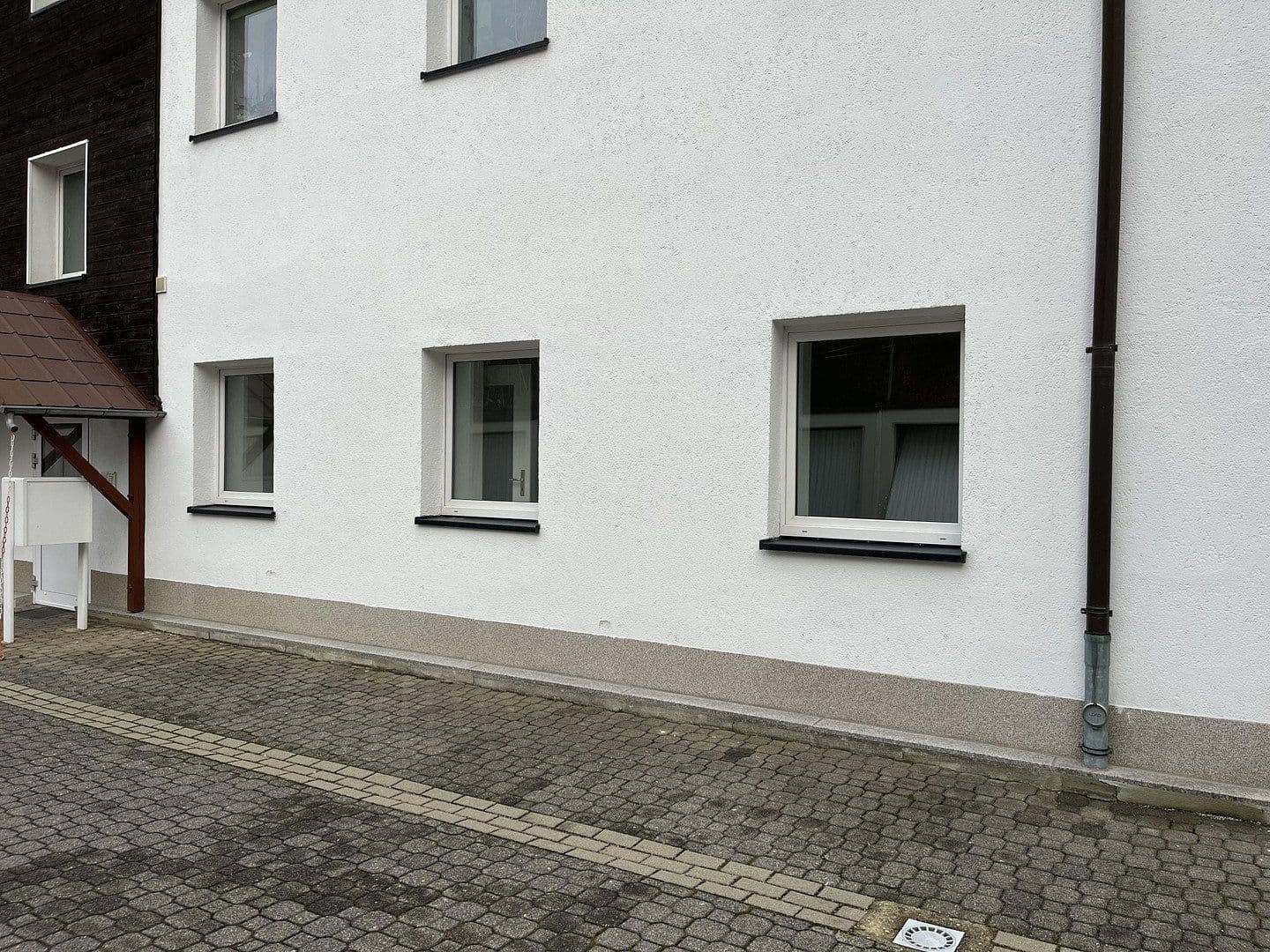 Pronájem bytu 2+1 40 m², Wasserschlossweg 1, Chemnitz, Sasko Pronájem bytu 2+1 40 m², Wasserschlossweg 1, Chemnitz, Sasko
