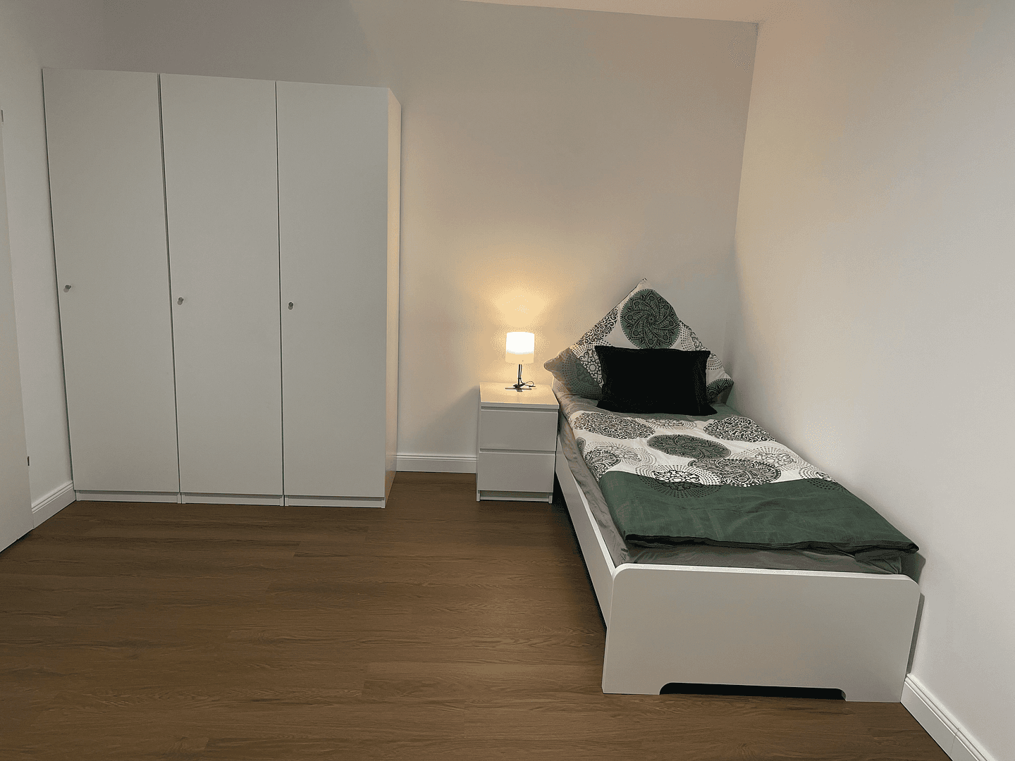 Pronájem bytu 5+1 120 m², Hamburg, Hamburg Pronájem bytu 5+1 120 m², Hamburg, Hamburg
