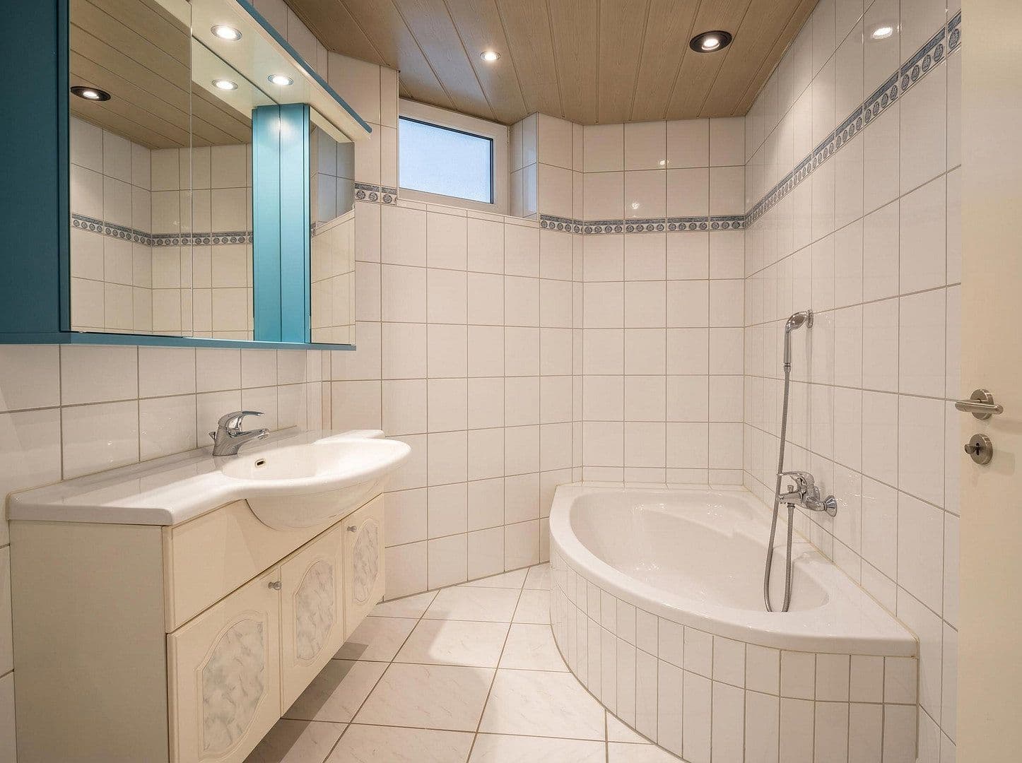 Pronájem bytu 3+1 85 m², Auf der Wacht 4, Donaueschingen, Bádensko-Württembersko Pronájem bytu 3+1 85 m², Auf der Wacht 4, Donaueschingen, Bádensko-Württembersko