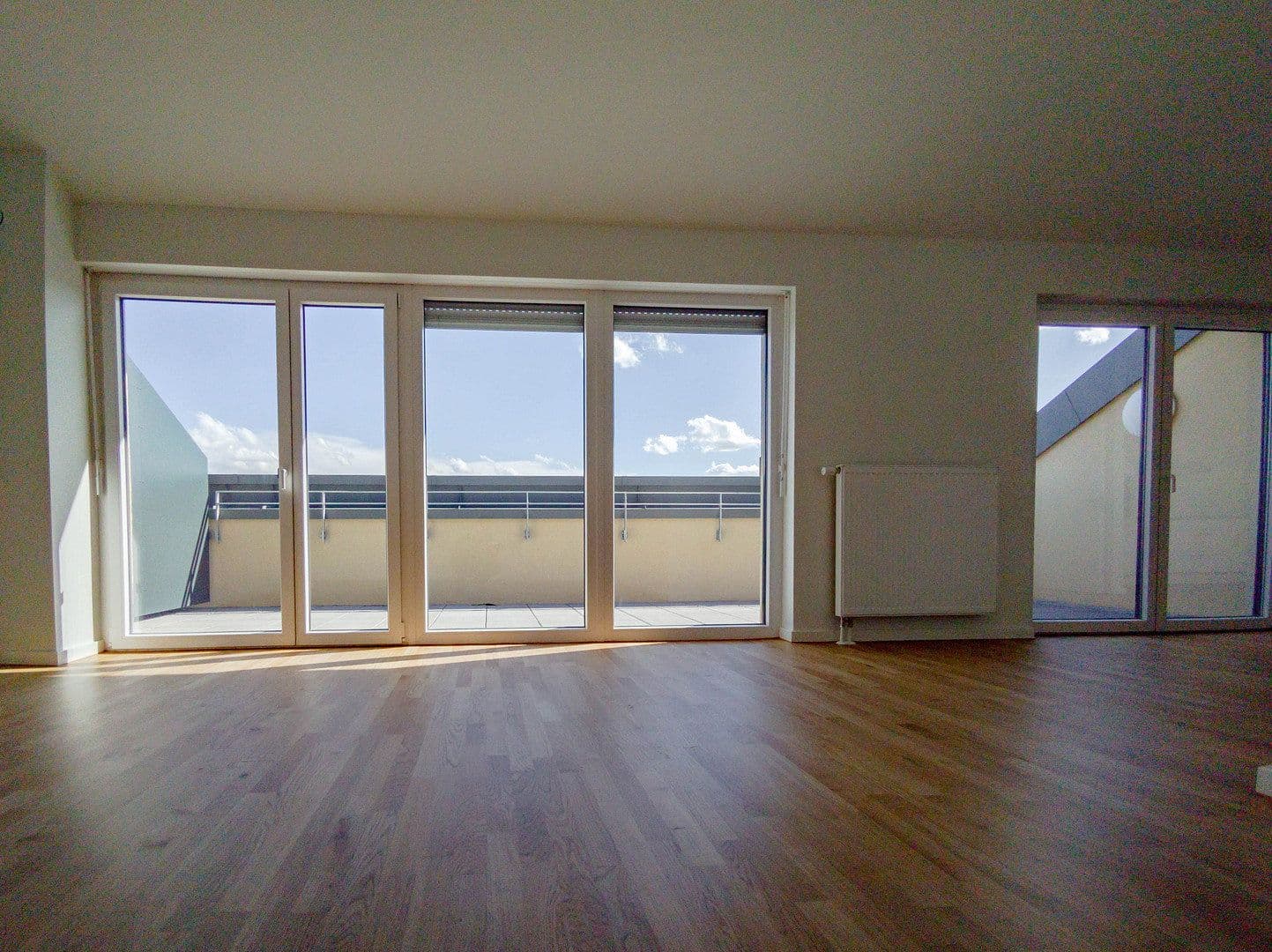 Pronájem bytu 3+1 118 m², Karolinenstr. 22, Fürth, Bavorsko Pronájem bytu 3+1 118 m², Karolinenstr. 22, Fürth, Bavorsko