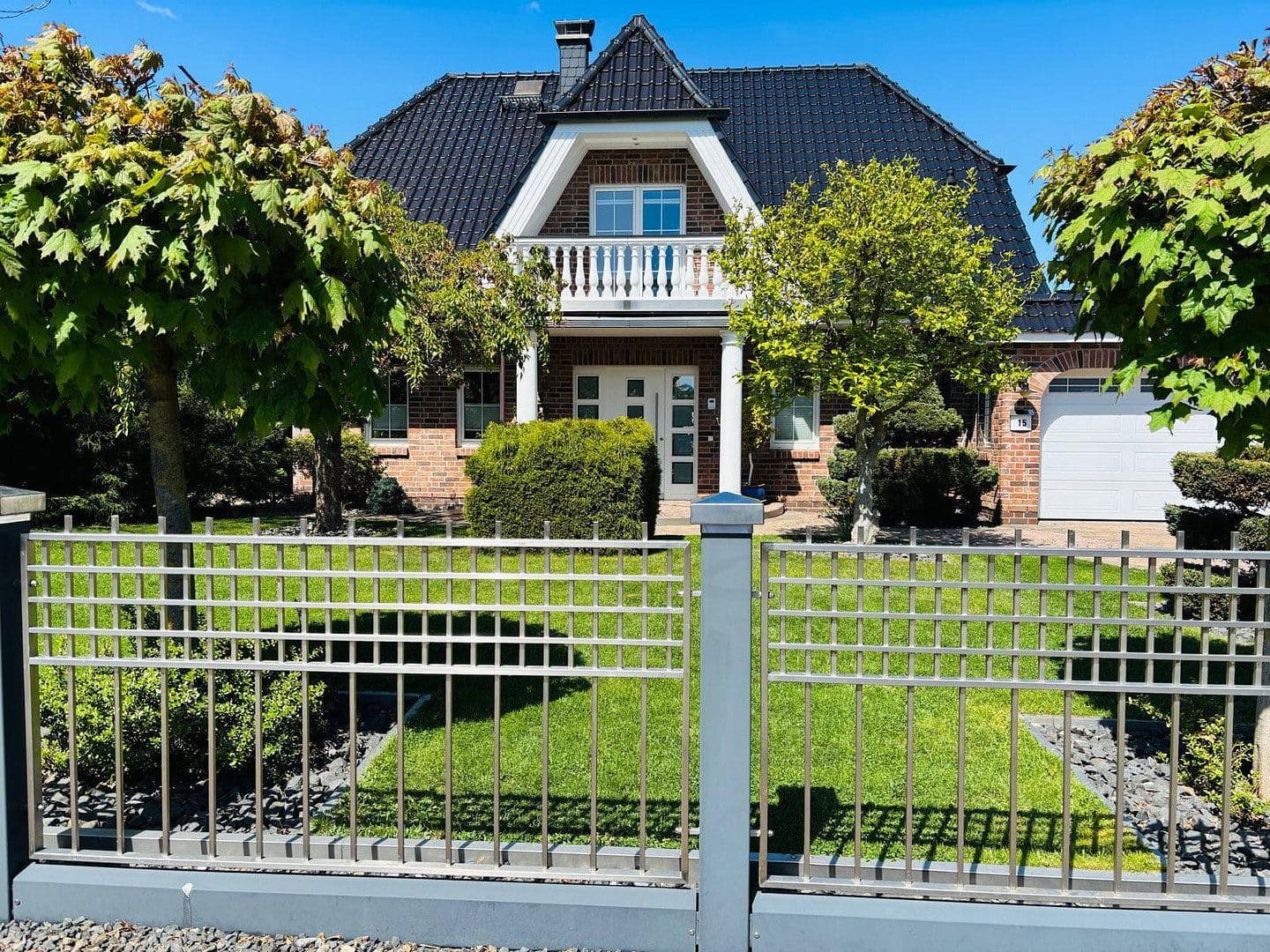 Prodej domu 144 m², pozemek 720 m², Tangstedt, Šlesvicko-Holštýnsko Prodej domu 144 m², pozemek 720 m², Tangstedt, Šlesvicko-Holštýnsko