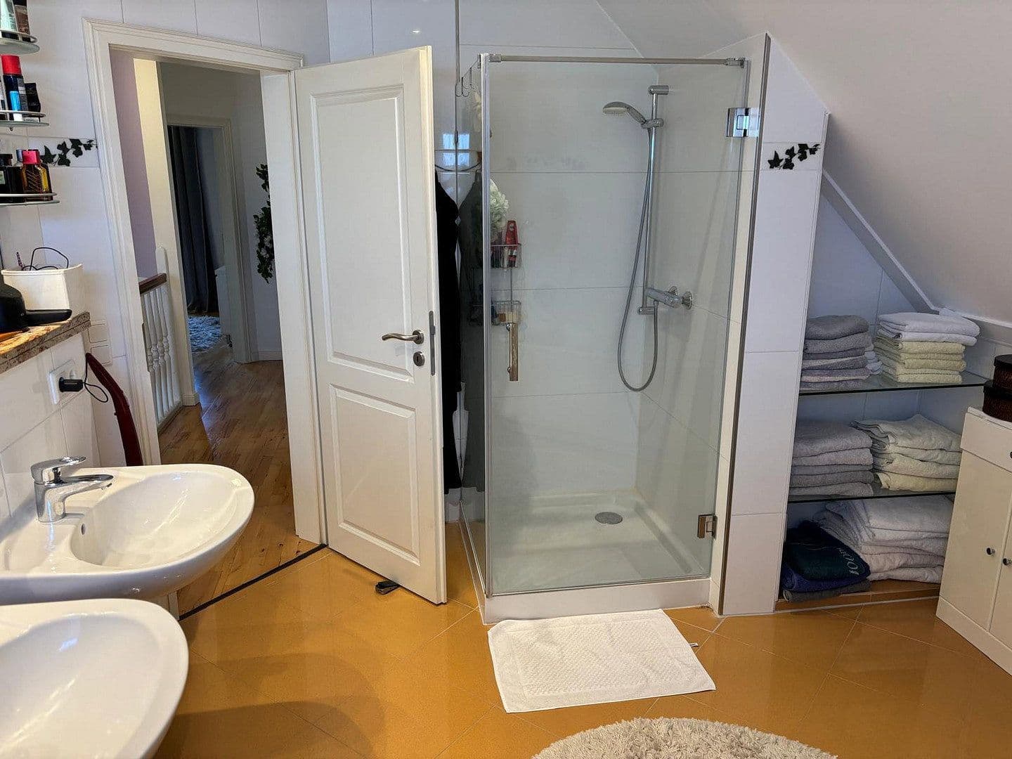 Prodej domu 144 m², pozemek 720 m², Tangstedt, Šlesvicko-Holštýnsko Prodej domu 144 m², pozemek 720 m², Tangstedt, Šlesvicko-Holštýnsko