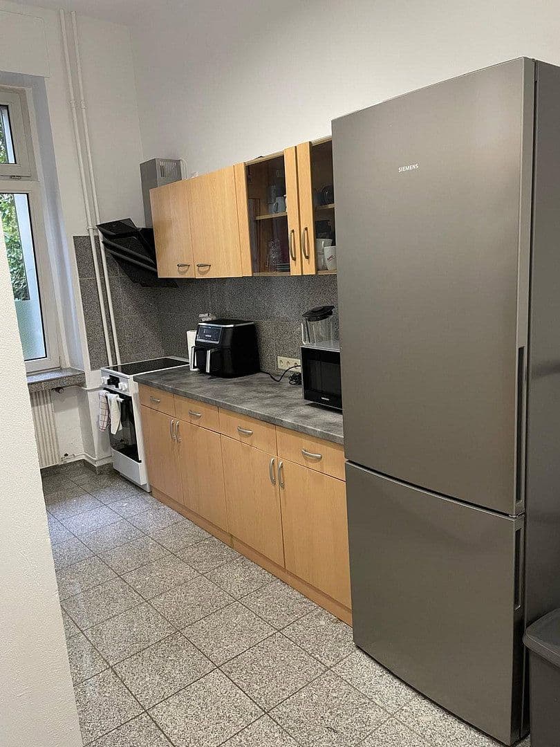 Pronájem bytu 1+1 30 m², Königsberger Allee 116, Duisburg, Severní Porýní-Vestfálsko Pronájem bytu 1+1 30 m², Königsberger Allee 116, Duisburg, Severní Porýní-Vestfálsko