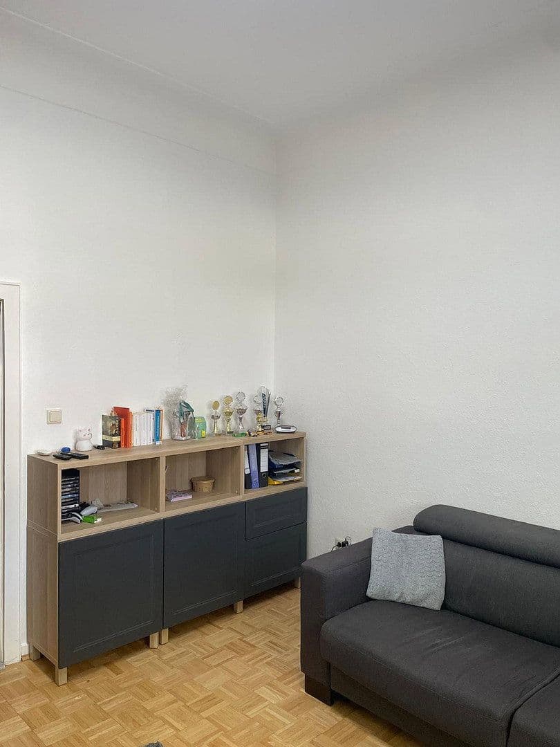 Pronájem bytu 1+1 30 m², Königsberger Allee 116, Duisburg, Severní Porýní-Vestfálsko Pronájem bytu 1+1 30 m², Königsberger Allee 116, Duisburg, Severní Porýní-Vestfálsko