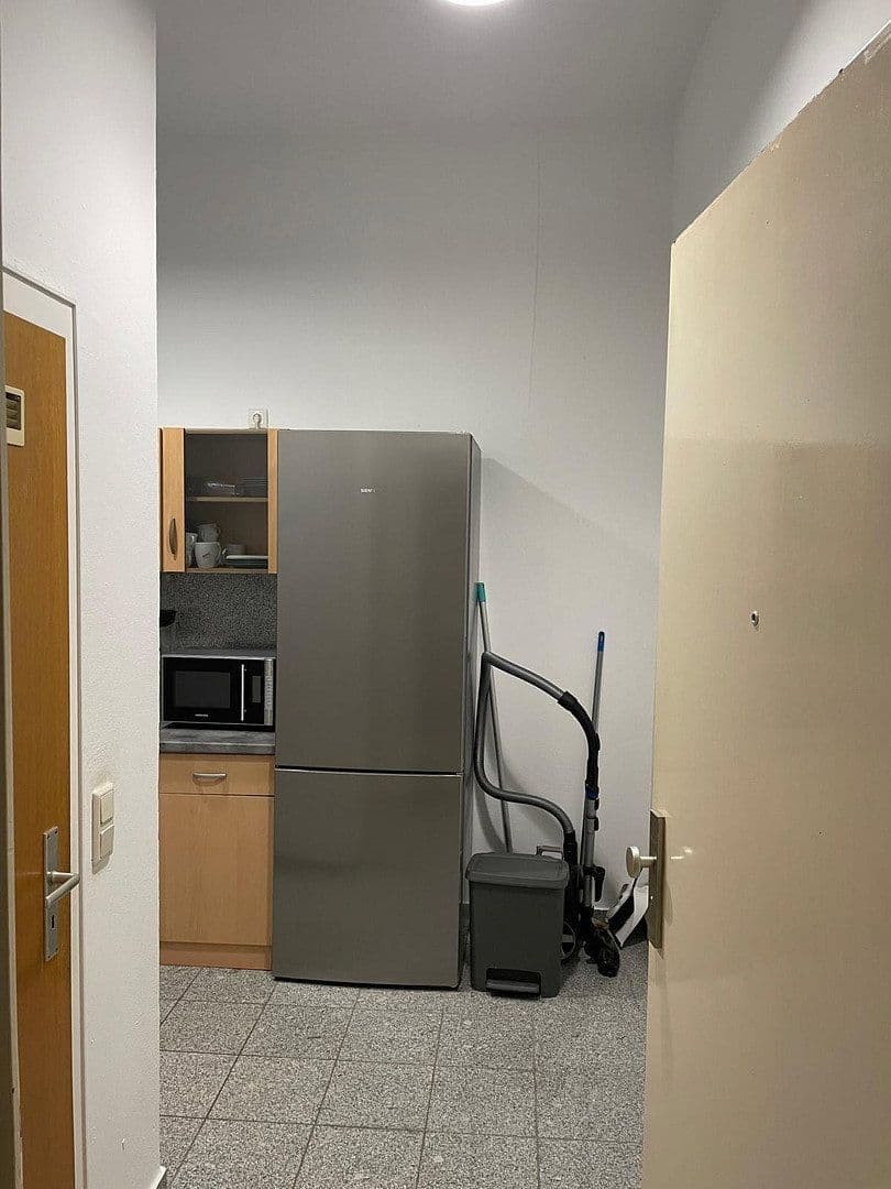 Pronájem bytu 1+1 30 m², Königsberger Allee 116, Duisburg, Severní Porýní-Vestfálsko Pronájem bytu 1+1 30 m², Königsberger Allee 116, Duisburg, Severní Porýní-Vestfálsko
