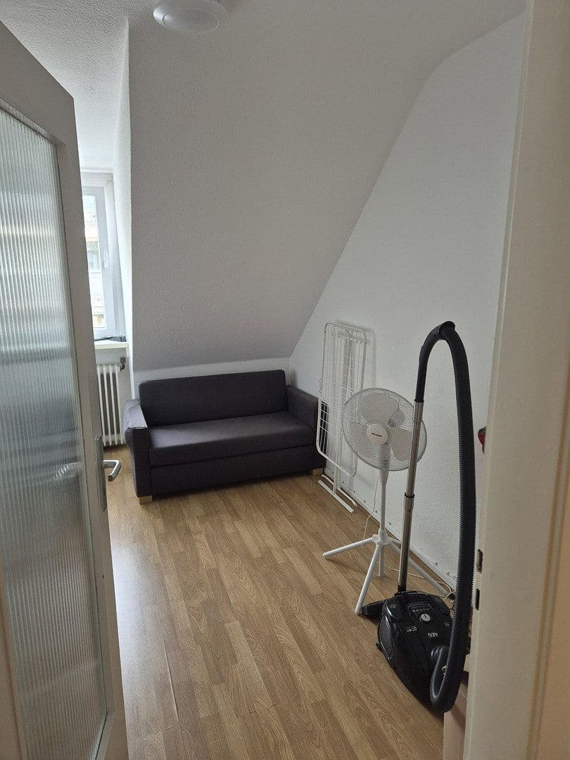 Pronájem bytu 3+1 61 m², Ludwig-Wolker Str 3, Düsseldorf, Severní Porýní-Vestfálsko Pronájem bytu 3+1 61 m², Ludwig-Wolker Str 3, Düsseldorf, Severní Porýní-Vestfálsko