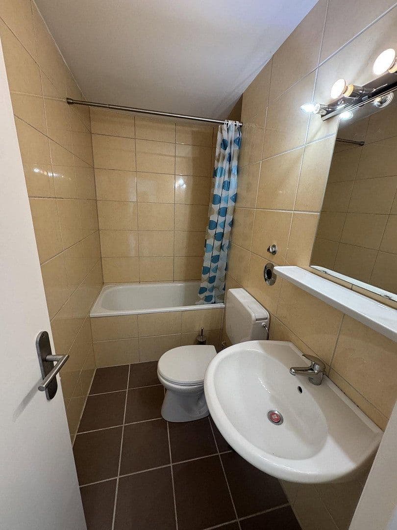 Pronájem bytu 1+1 34 m², Julius-Brecht-Str. 3, Hamburg, Hamburg Pronájem bytu 1+1 34 m², Julius-Brecht-Str. 3, Hamburg, Hamburg